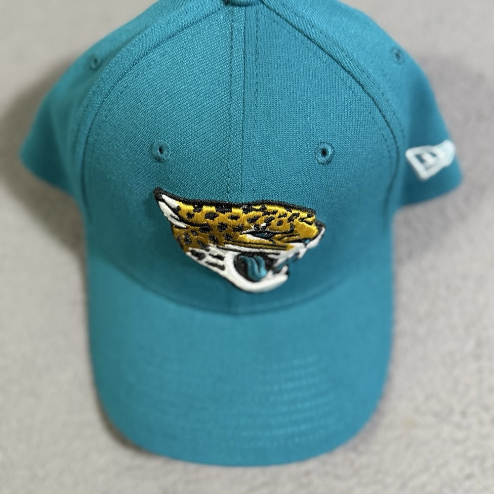 Jacksonville Jaguars New Era Throwback 39THIRTY Stretch Fit Hat Size S/M NWOT